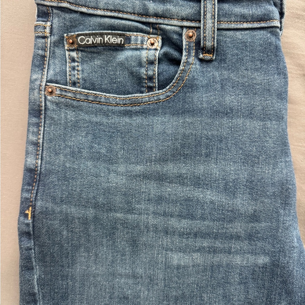 Calvin Klein Mens Jeans in Classic Blue (W32 x L30)